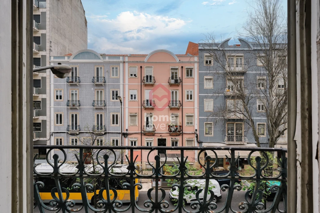 Apartamento T3 para Venda em Arroios Foto 2