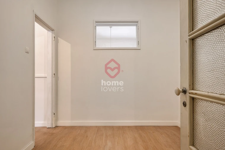 Apartamento T3 para Venda em Areeiro Foto 7