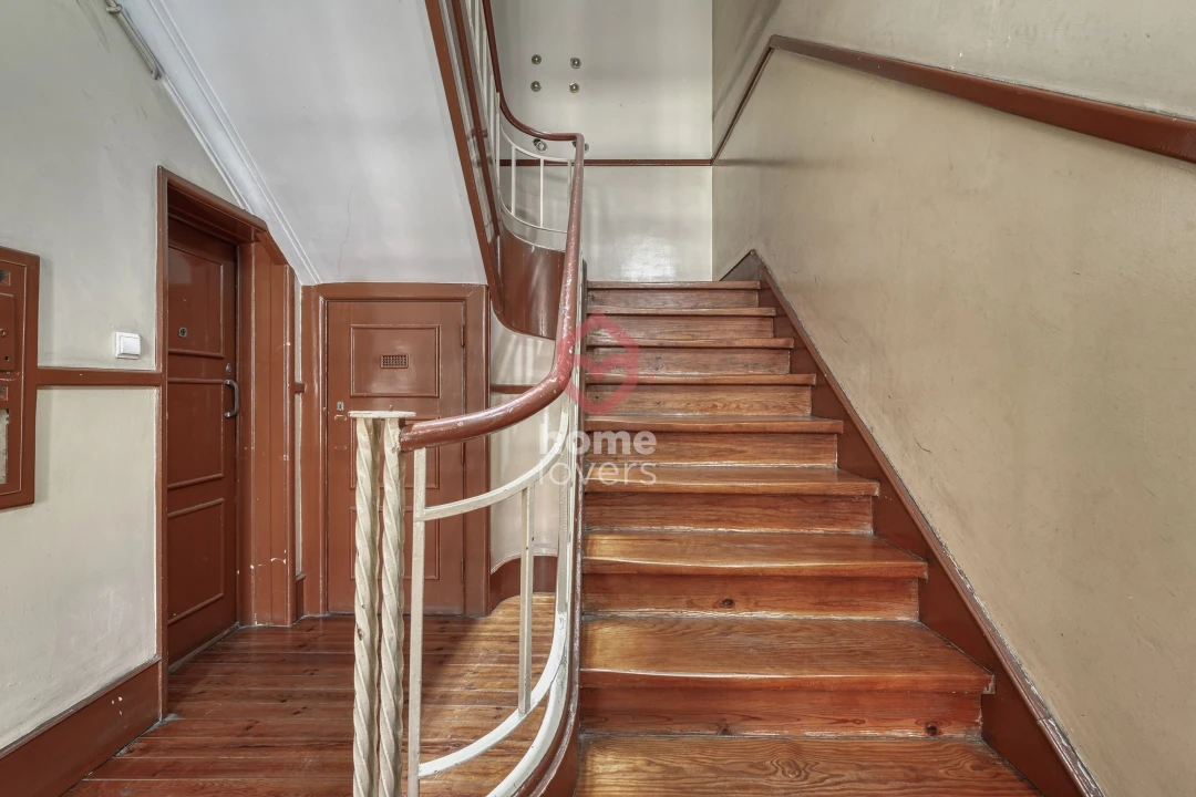 Apartamento T3 para Venda em Areeiro Foto 22