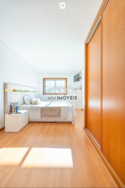 Apartamento T2 para Venda em Custoias