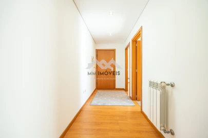 Apartamento T2 para Venda em Custoias