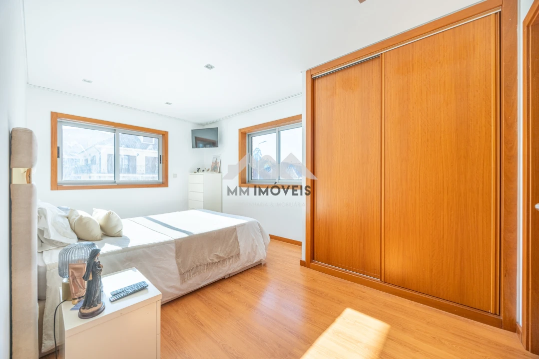 Apartamento T2 para Venda em Custoias Foto 6