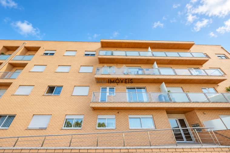 Apartamento T2 para Venda em Custoias Foto 31