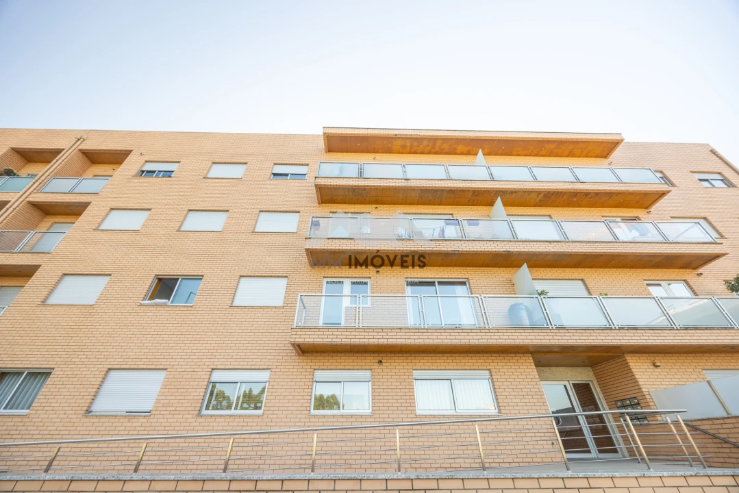 Apartamento T2 para Venda em Custoias Foto 27