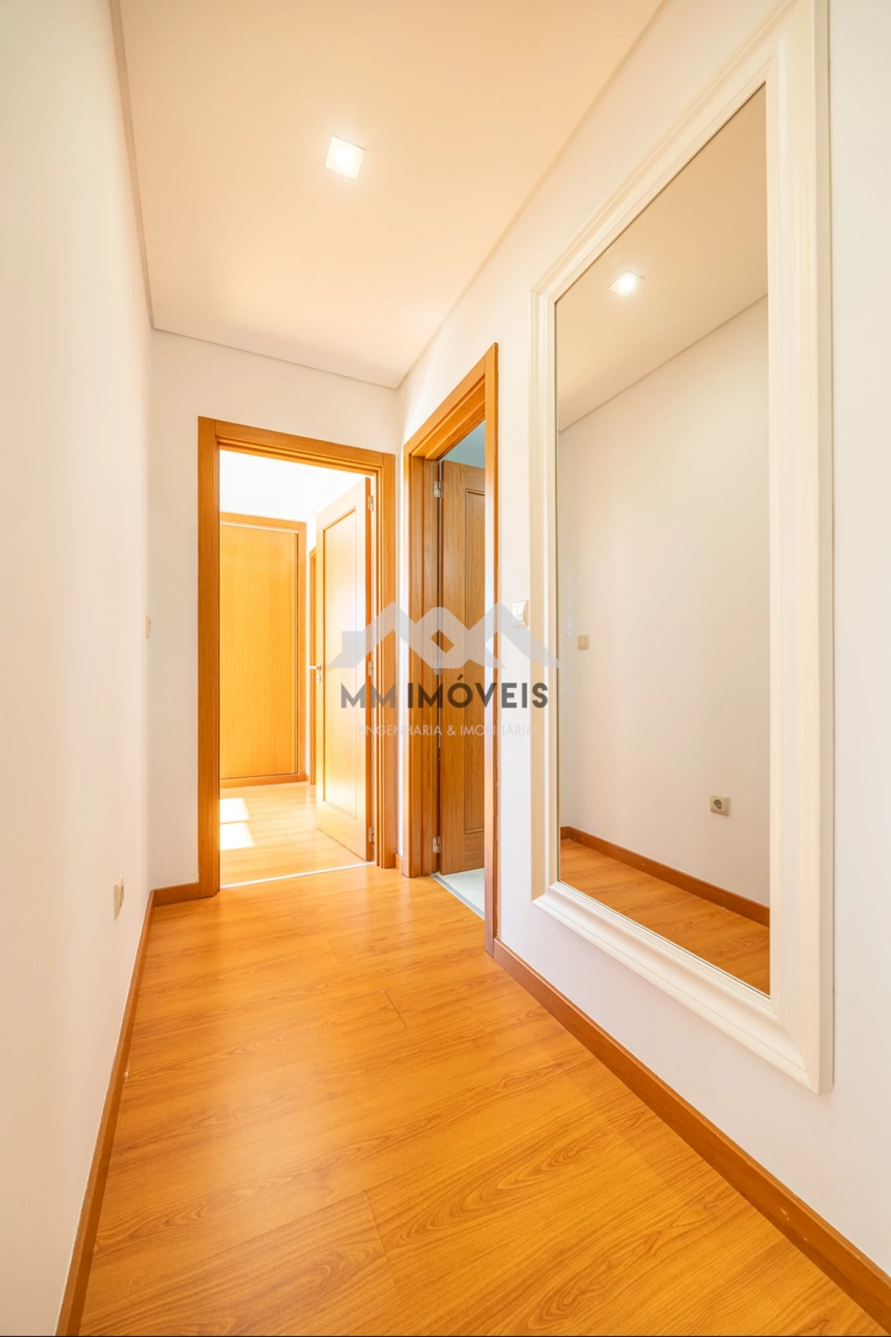 Apartamento T2 para Venda em Custoias Foto 29