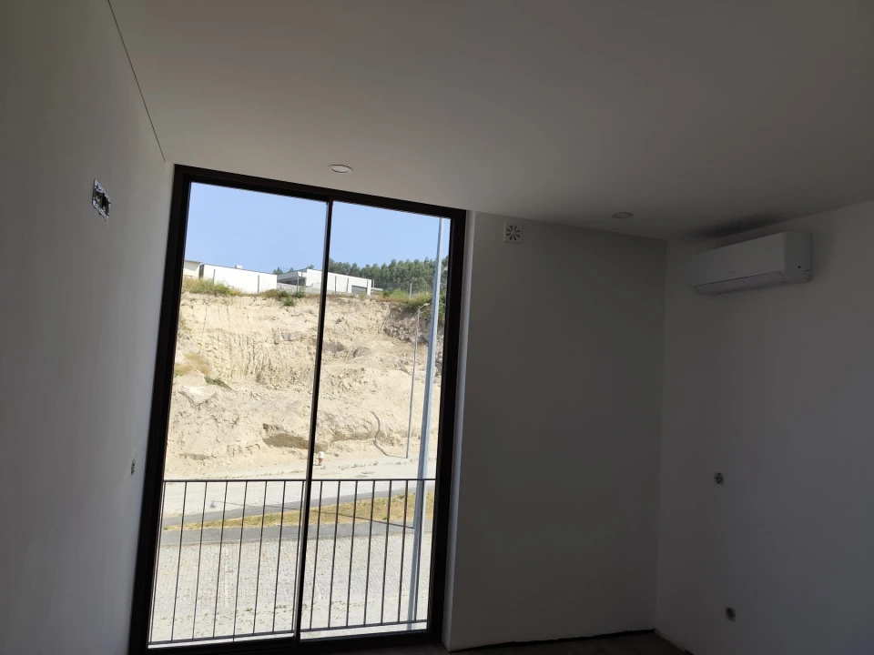 Moradia T3 para Venda em Cristelos, Boim e Ordem Foto 22