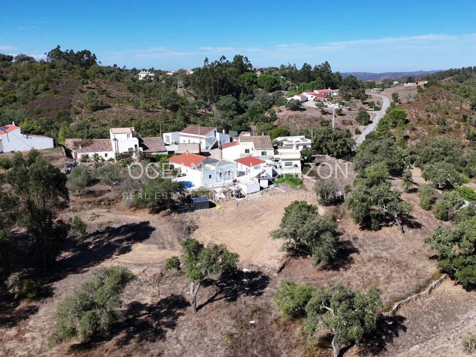 Moradia T2 para Venda em Salir Foto 22