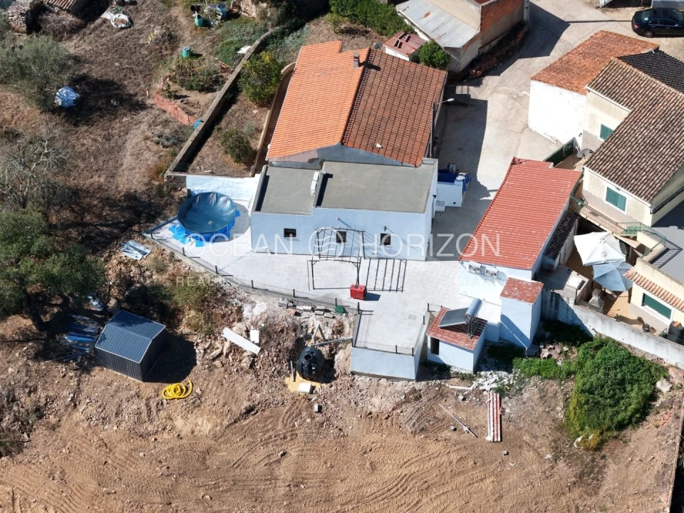 Moradia T2 para Venda em Salir Foto 23
