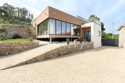 Quinta T5 para Venda em Termas de São Vicente