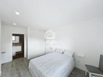 Apartamento T2 para Venda em Santa Maria Maior