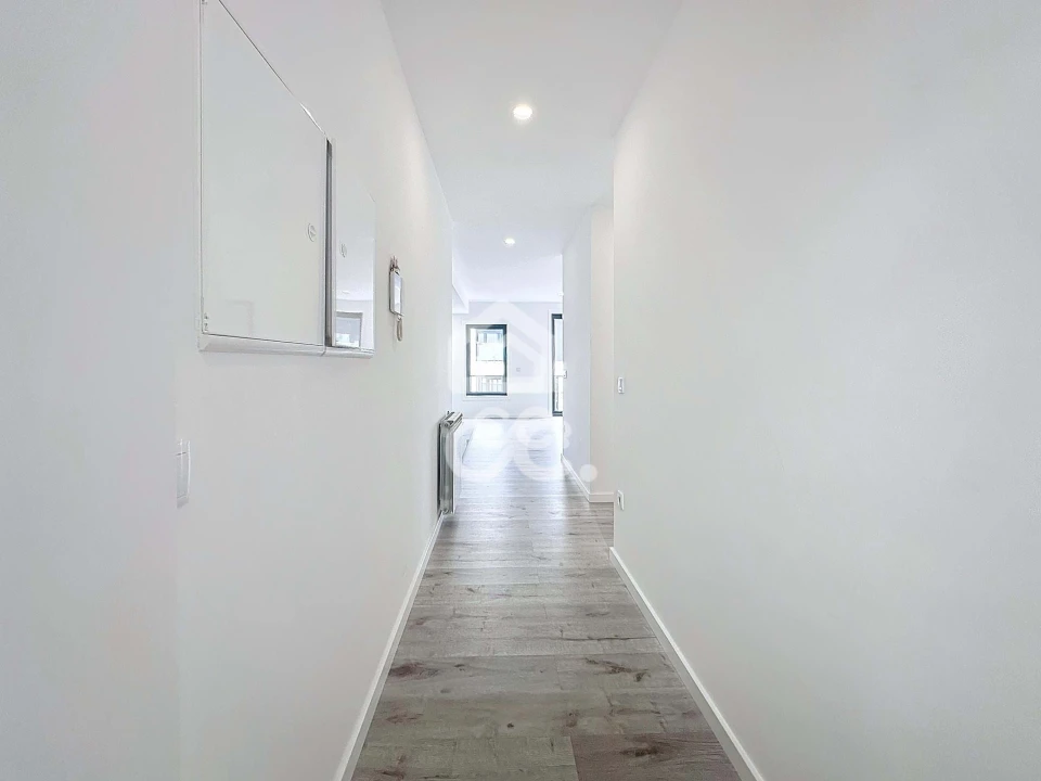 Apartamento T2 para Venda em Santa Maria Maior Foto 9