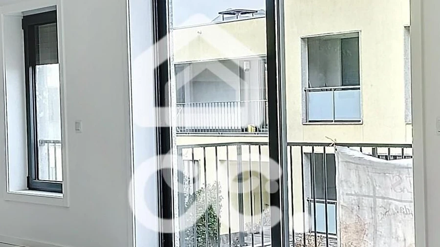 Apartamento T2 para Venda em Santa Maria Maior