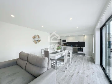 Apartamento T2 para Venda em Santa Maria Maior