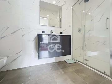 Apartamento T2 para Venda em Santa Maria Maior