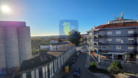Apartamento T2 para Venda em Caldas da Rainha - Santo Onofre e Serra do Bouro
