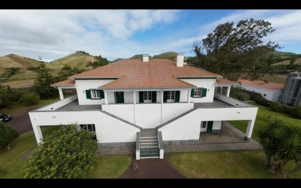 Moradia T3 para Venda em Fajã de Baixo