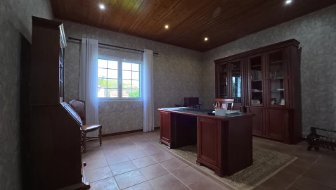 Moradia T3 para Venda em Fajã de Baixo