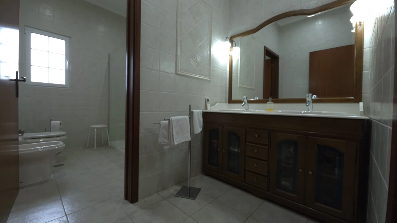 Moradia T3 para Venda em Fajã de Baixo Foto 6