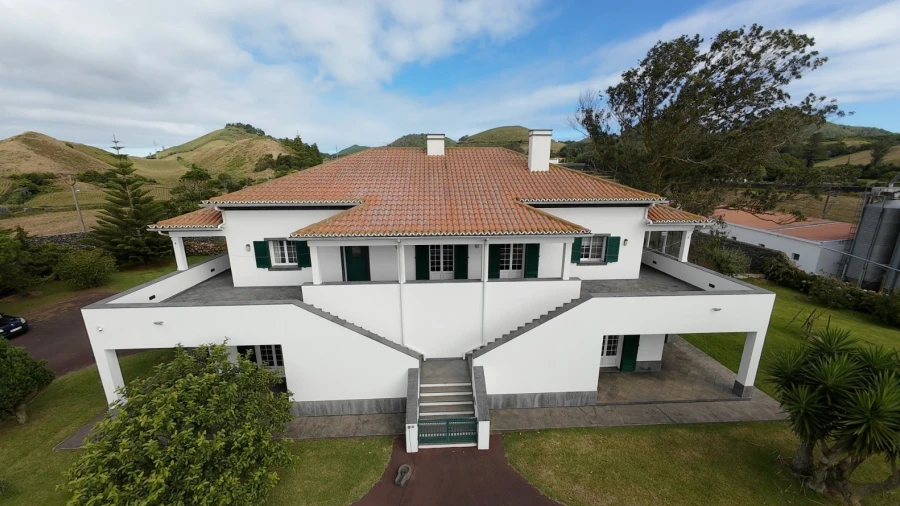 Moradia T3 para Venda em Fajã de Baixo