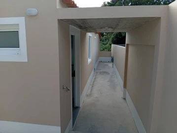 Apartamento T1 para Arrendamento em Arrifes
