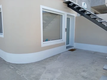 Apartamento T1 para Arrendamento em Arrifes