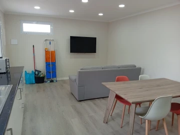 Apartamento T1 para Arrendamento em Arrifes