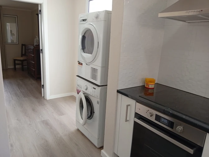 Apartamento T1 para Arrendamento em Arrifes Foto 11