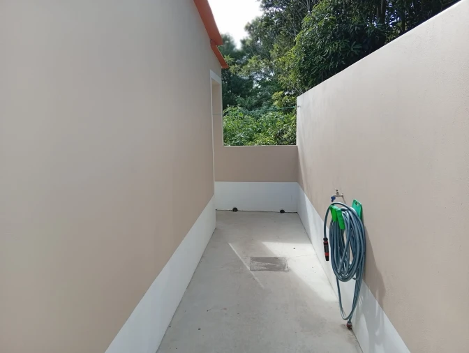 Apartamento T1 para Arrendamento em Arrifes Foto 15