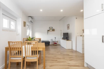 Apartamento T2 para Venda em Alto do Seixalinho, Santo André e Verderena