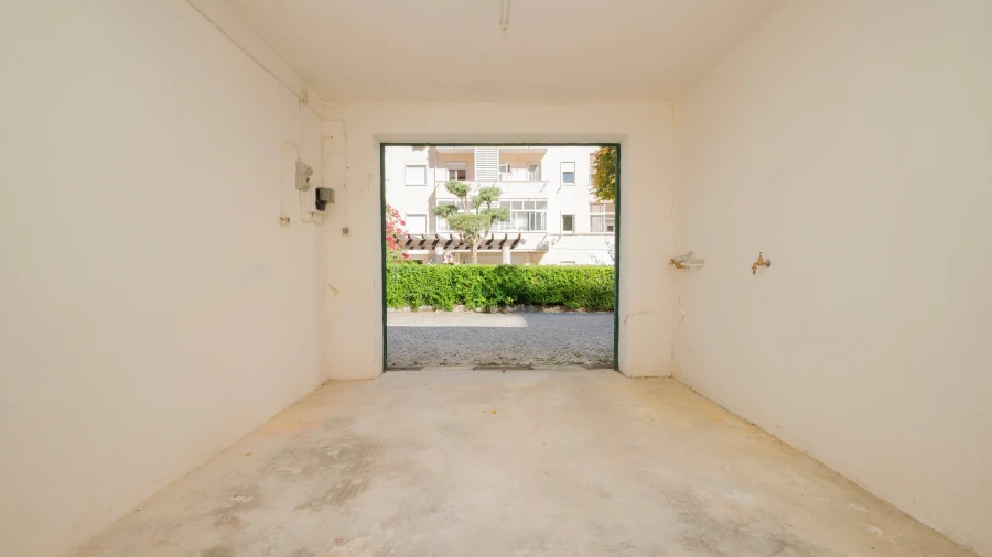 Garagem para Venda em Areeiro