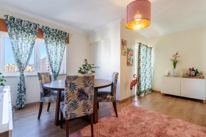 Apartamento T2 para Venda em Cacém e São Marcos