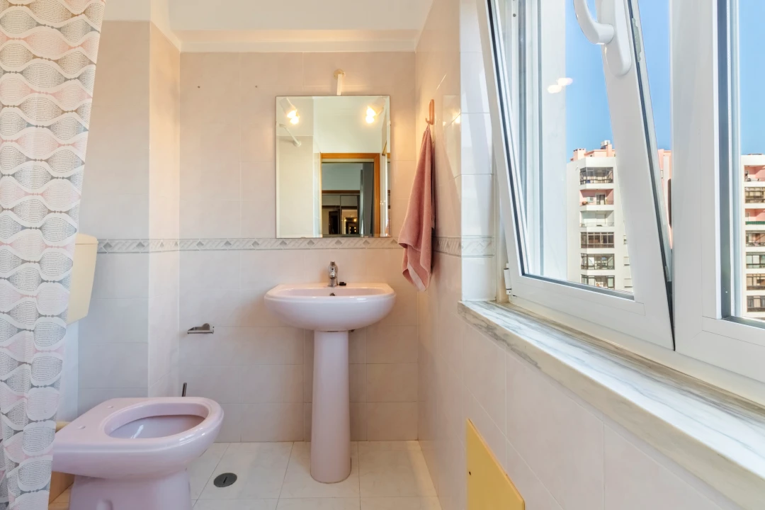 Apartamento T2 para Venda em Cacém e São Marcos Foto 29