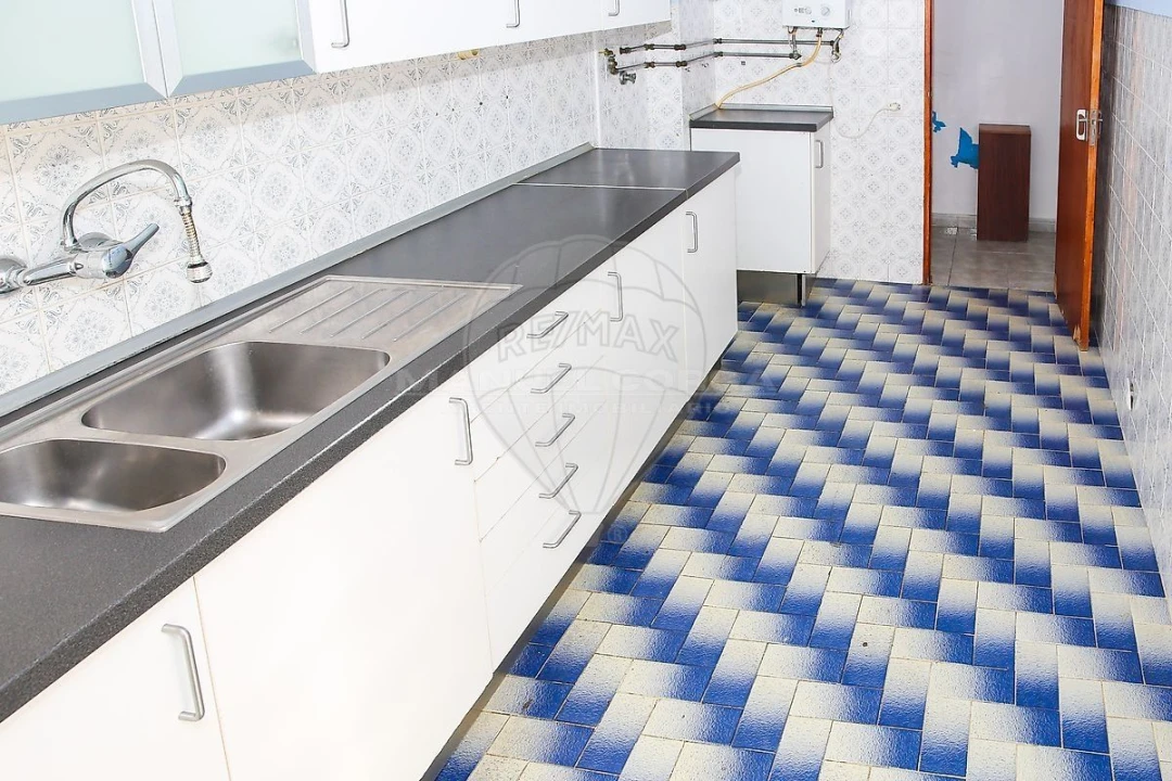 Apartamento T3 para Venda em Sobral de Monte Agraço Foto 24
