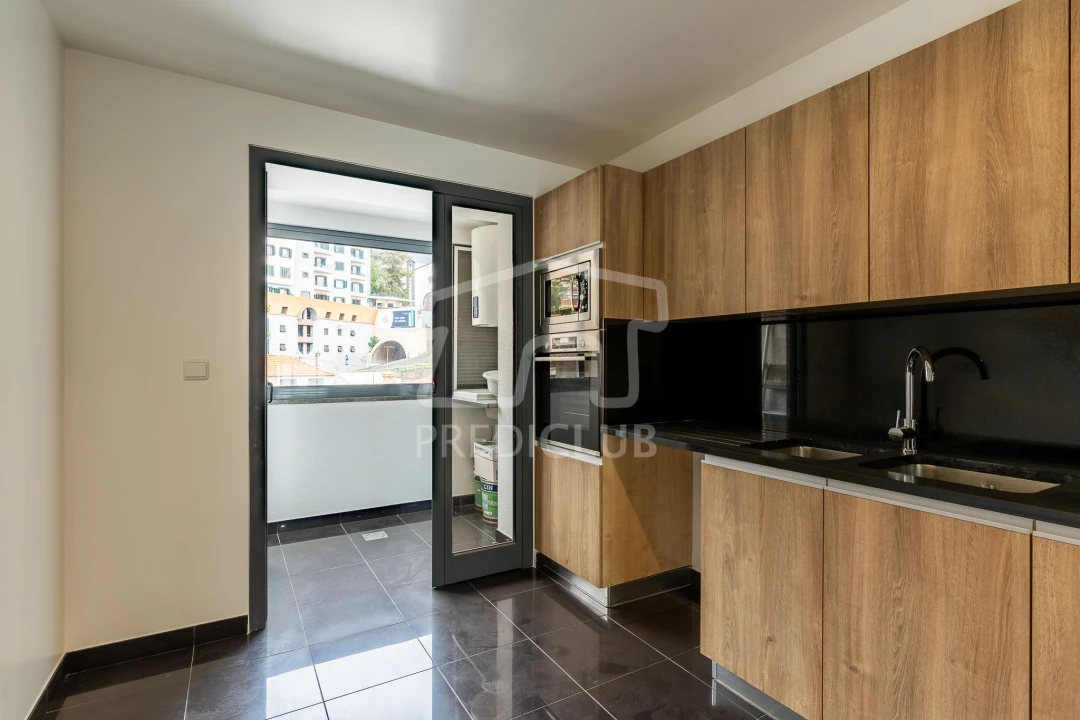 Apartamento T3 para Venda em Funchal (Santa Luzia) Foto 6