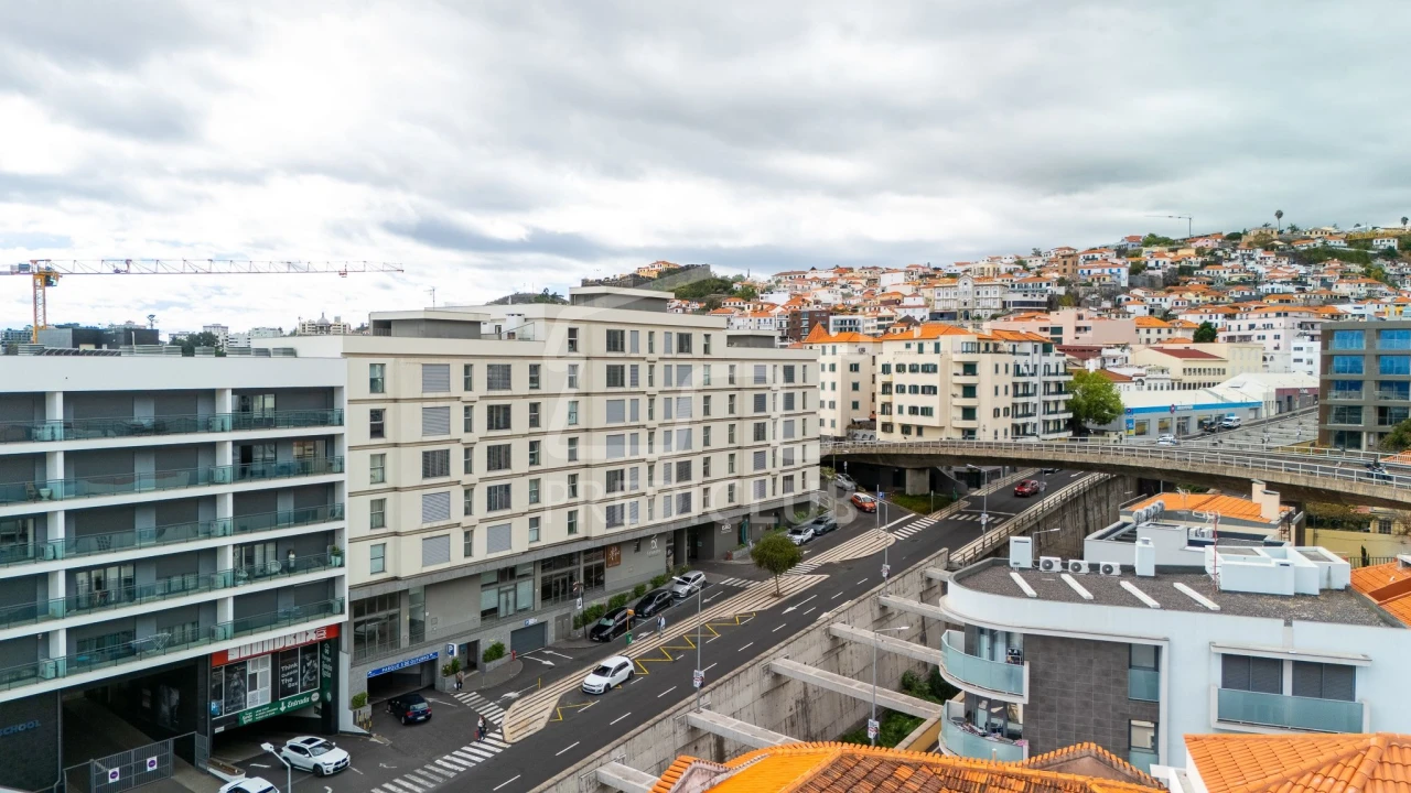 Apartamento T3 para Venda em Funchal (Santa Luzia) Foto 23