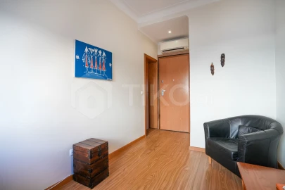 Apartamento T3 para Venda em Arroios