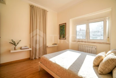 Apartamento T3 para Venda em Arroios