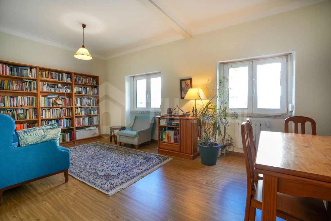 Apartamento T3 para Venda em Arroios Foto 1