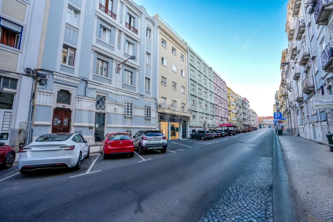 Apartamento T3 para Venda em Arroios Foto 31