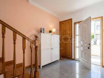 Moradia T4 para Venda em Alfena