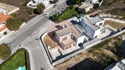 Moradia T3 para Venda em Tornada e Salir do Porto