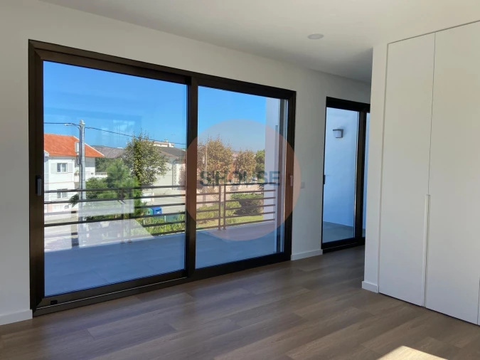 Moradia T3 para Venda em Tornada e Salir do Porto Foto 18