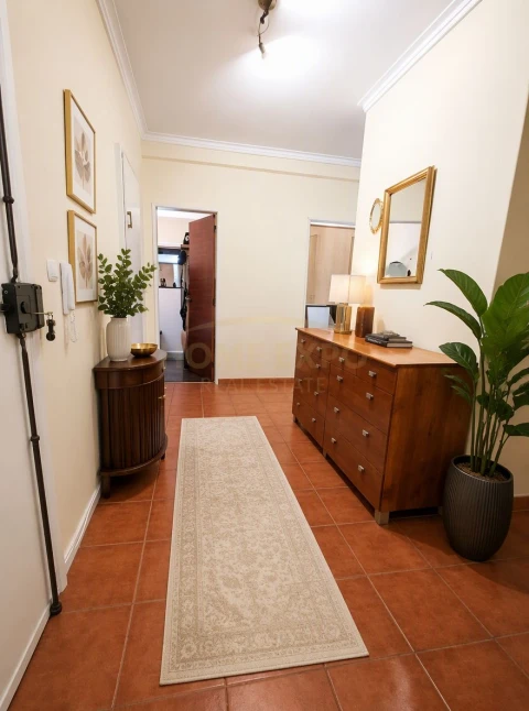 Apartamento T3 para Venda em Oeiras e São Julião da Barra, Paço de Arcos e Caxias