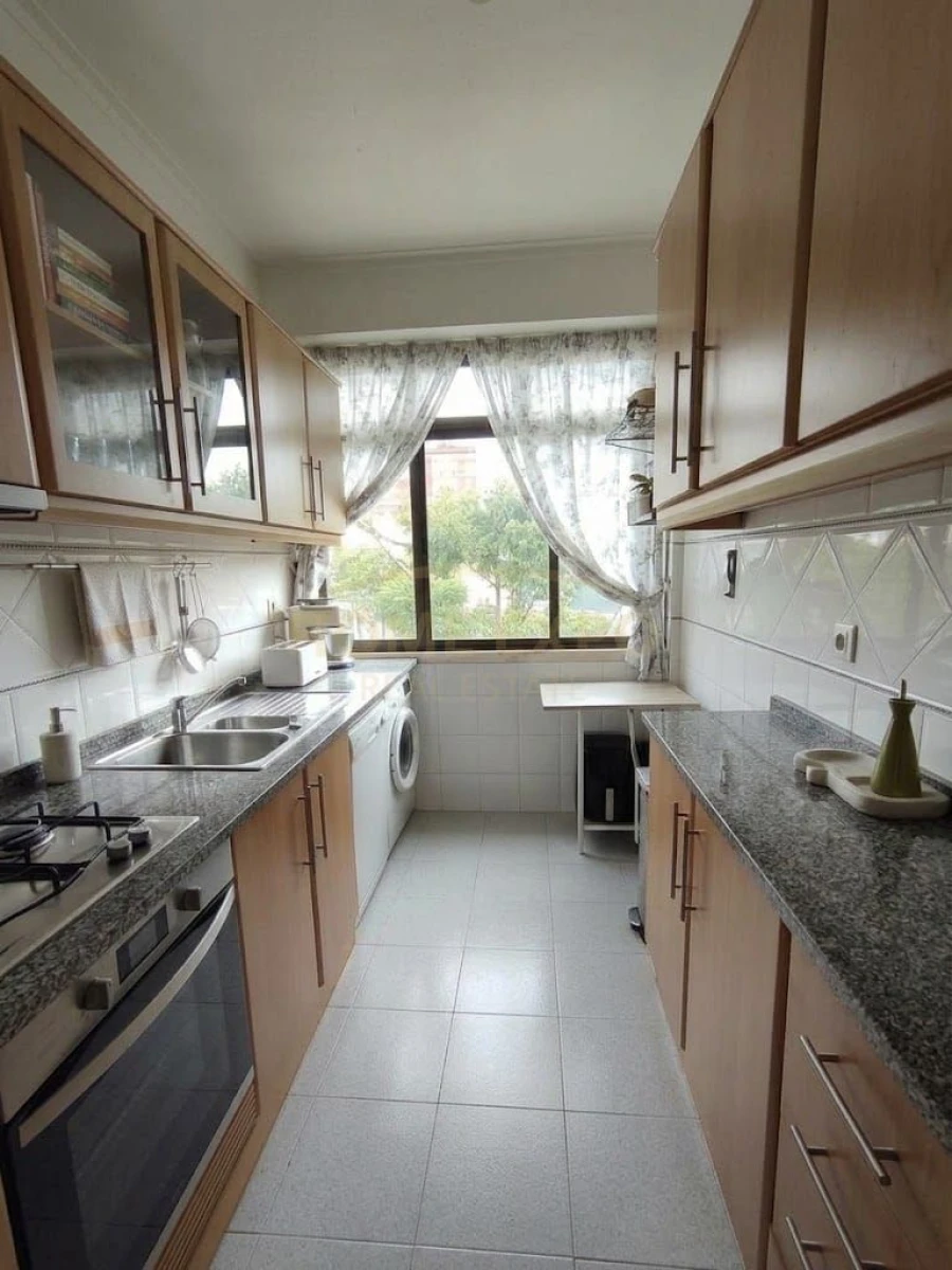 Apartamento T3 para Venda em Oeiras e São Julião da Barra, Paço de Arcos e Caxias Foto 9