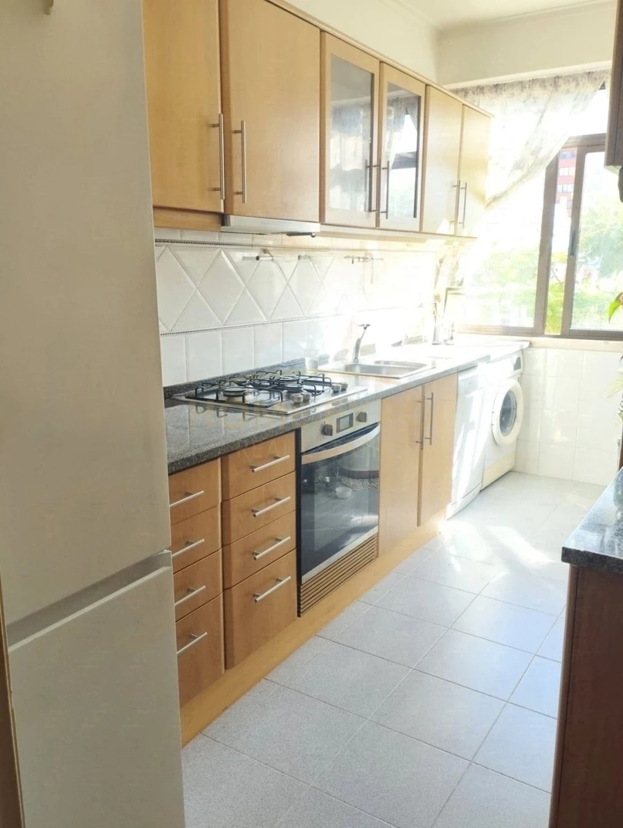 Apartamento T3 para Venda em Oeiras e São Julião da Barra, Paço de Arcos e Caxias Foto 8