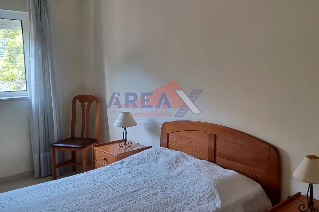 Apartamento T2 para Arrendamento férias em Quarteira Foto 28