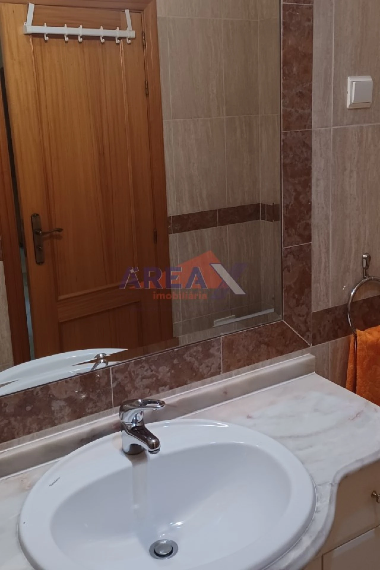 Apartamento T2 para Arrendamento férias em Quarteira Foto 48