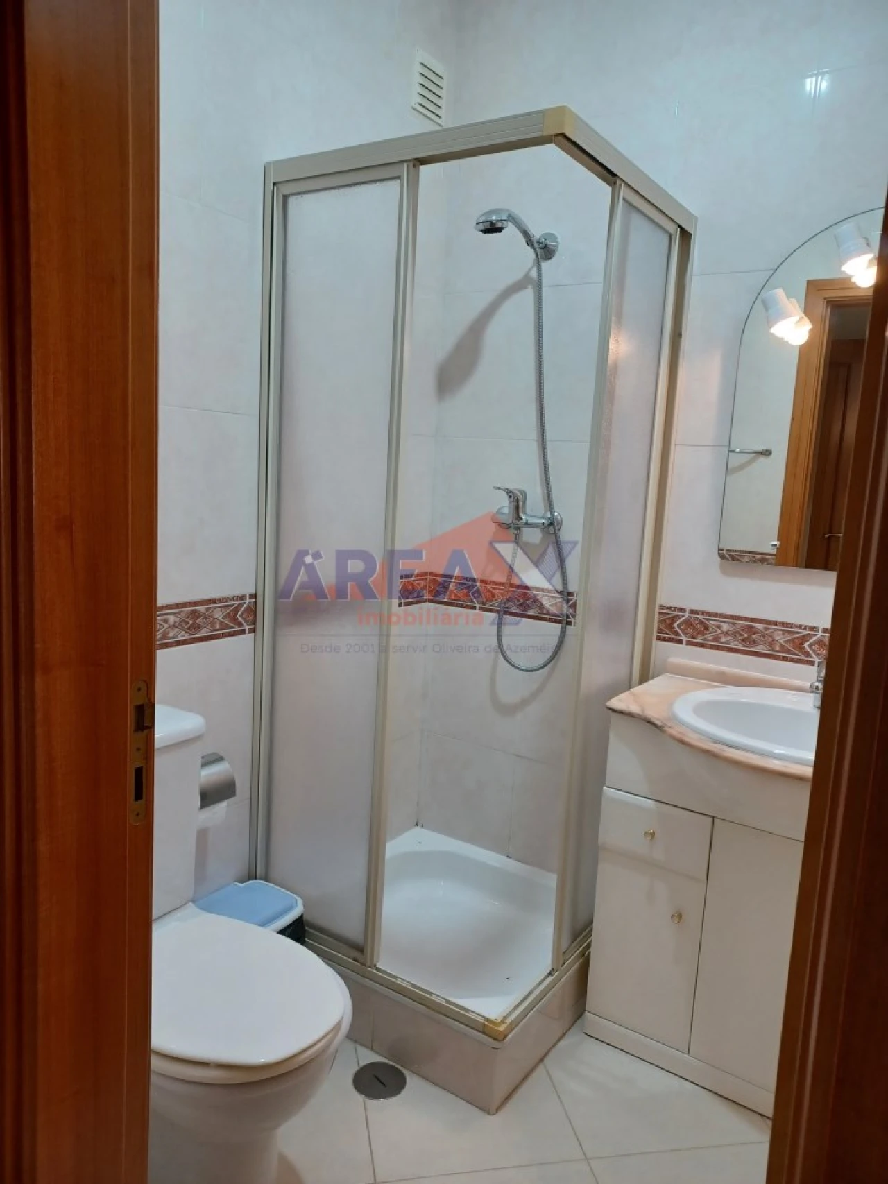 Apartamento T2 para Arrendamento férias em Quarteira Foto 52