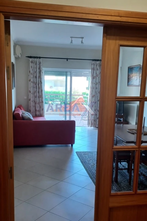 Apartamento T2 para Arrendamento férias em Quarteira