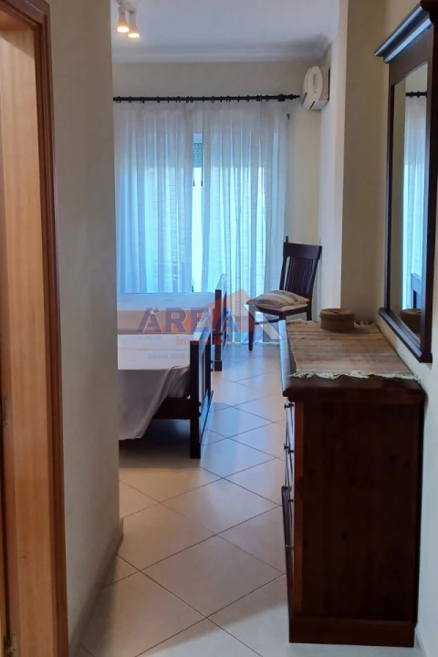 Apartamento T2 para Arrendamento férias em Quarteira
